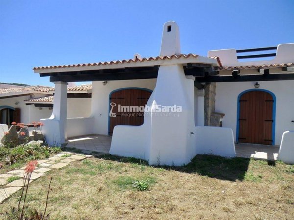 casa indipendente in vendita a Santa Teresa Gallura