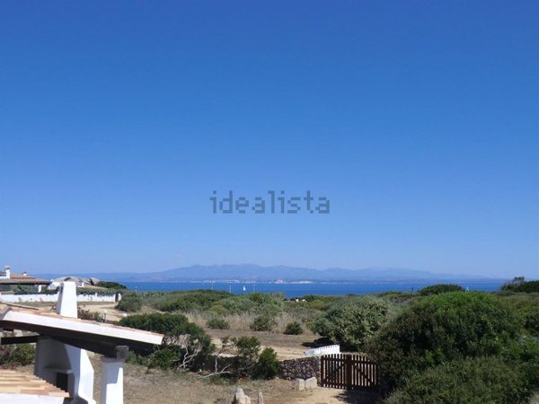 casa indipendente in vendita a Santa Teresa Gallura