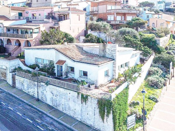 casa indipendente in vendita a Santa Teresa Gallura