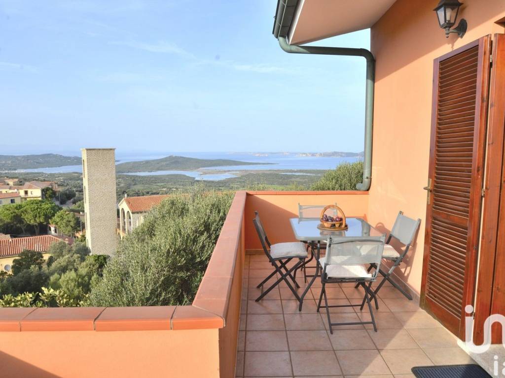 appartamento in vendita a Santa Teresa Gallura