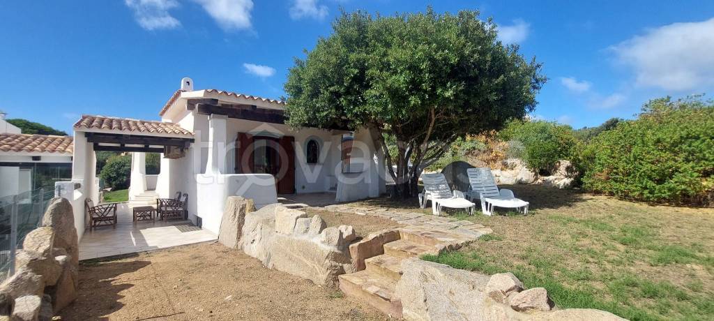 casa indipendente in vendita a Santa Teresa Gallura