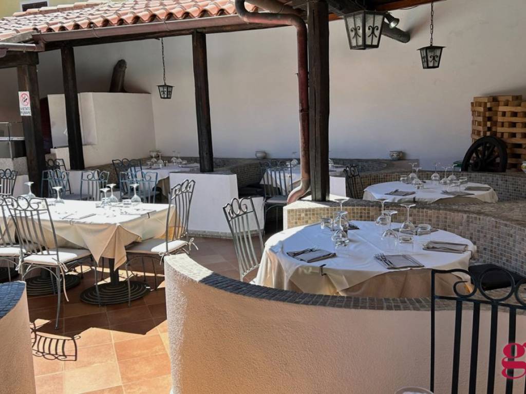 negozio in vendita a Santa Teresa Gallura