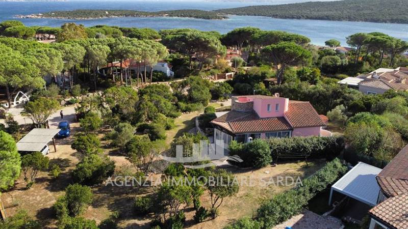 casa indipendente in vendita a Santa Teresa Gallura