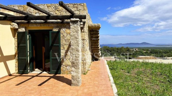 casa indipendente in vendita a Santa Teresa Gallura