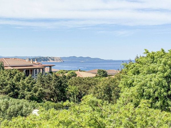 casa indipendente in vendita a Santa Teresa Gallura