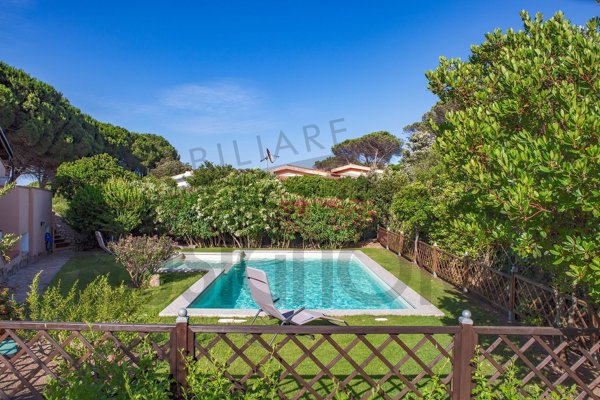 casa indipendente in vendita a Santa Teresa Gallura