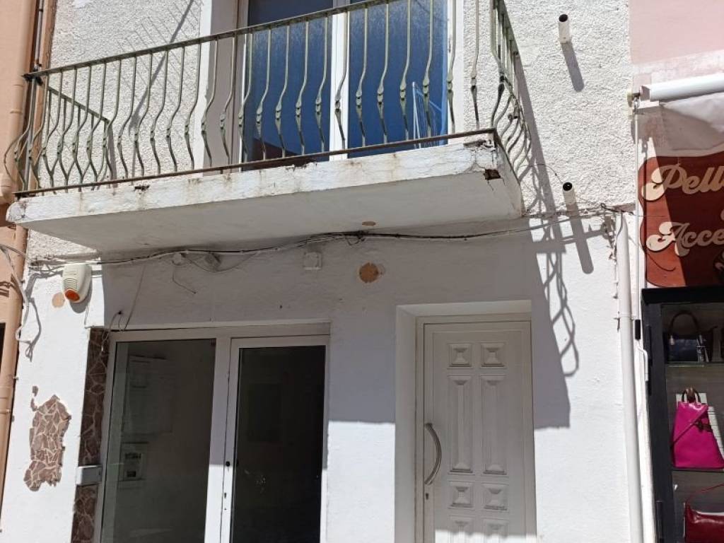 casa indipendente in vendita a Santa Teresa Gallura