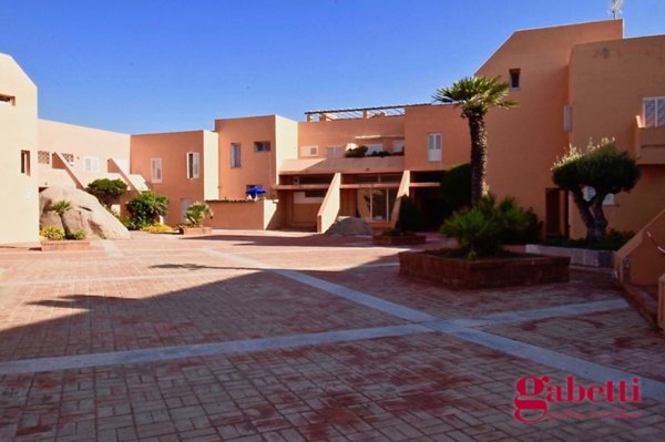 negozio in vendita a Santa Teresa Gallura