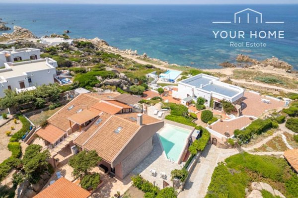 casa indipendente in vendita a Santa Teresa Gallura