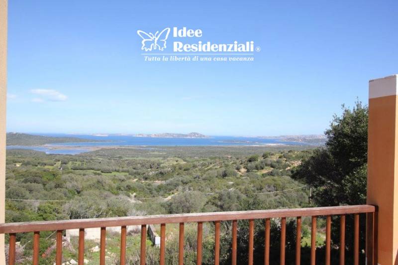 casa indipendente in vendita a Santa Teresa Gallura