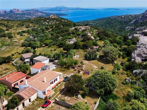 casale in vendita a Santa Teresa Gallura
