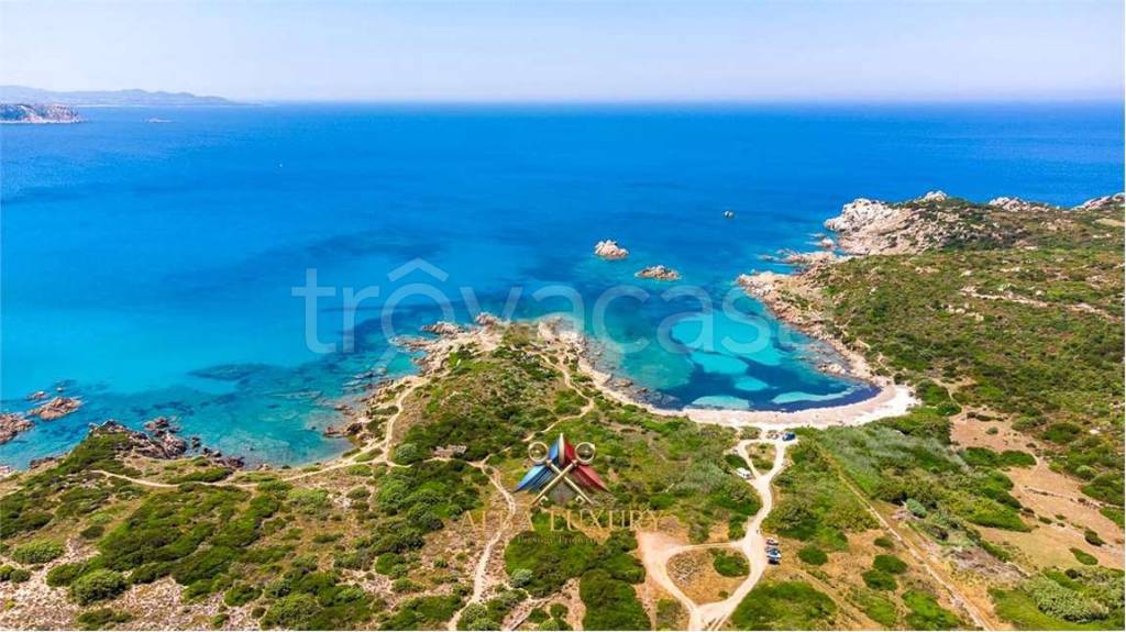 casa indipendente in vendita a Santa Teresa Gallura