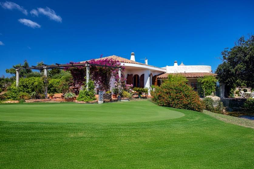 casa indipendente in vendita a Santa Teresa Gallura