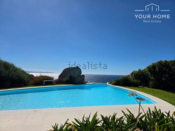 casa indipendente in vendita a Santa Teresa Gallura
