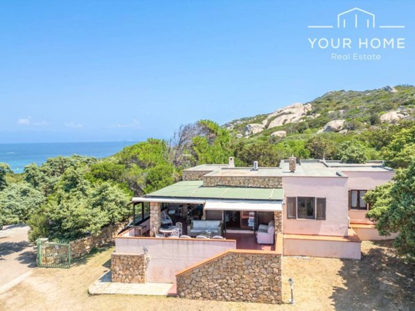 casa indipendente in vendita a Santa Teresa Gallura