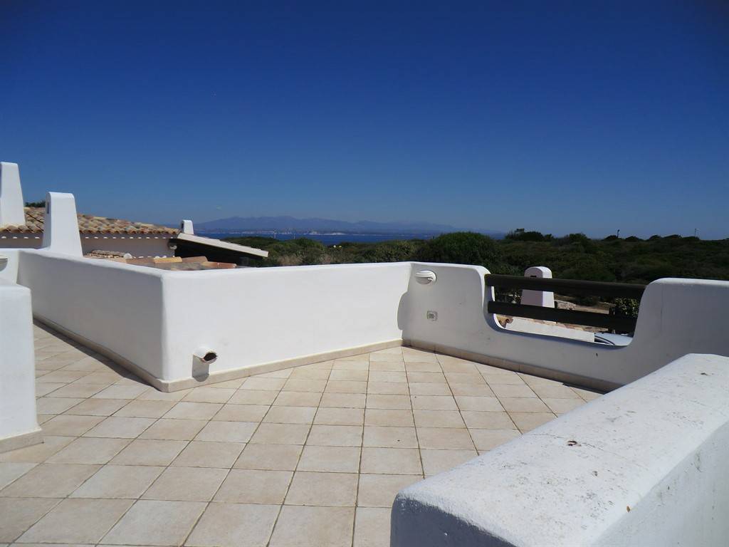 casa indipendente in vendita a Santa Teresa Gallura