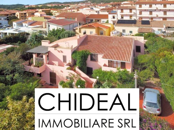 casa indipendente in vendita a Santa Teresa Gallura