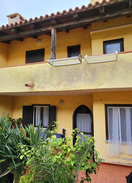 casa indipendente in vendita a Santa Teresa Gallura