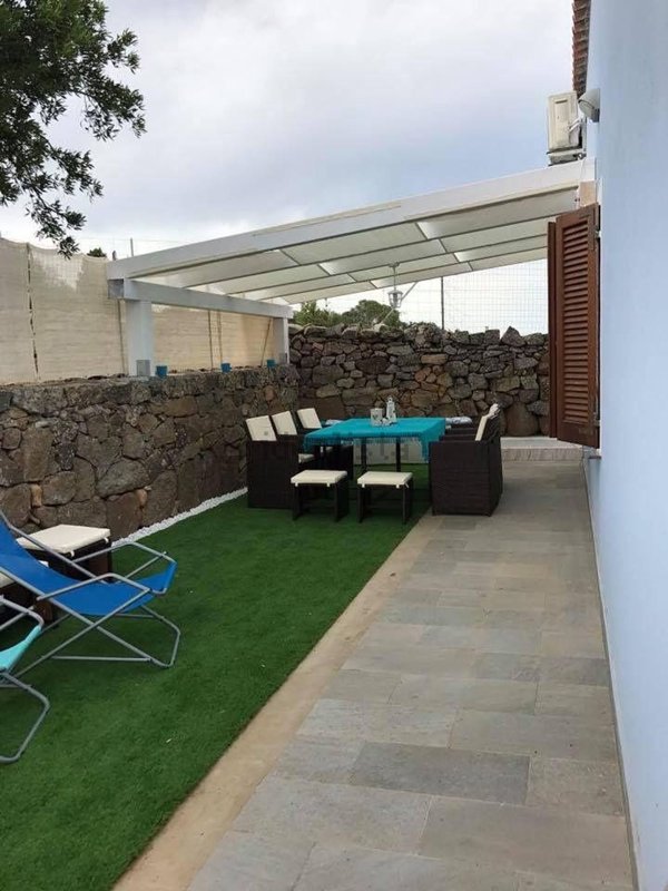 casa indipendente in vendita a Santa Teresa Gallura