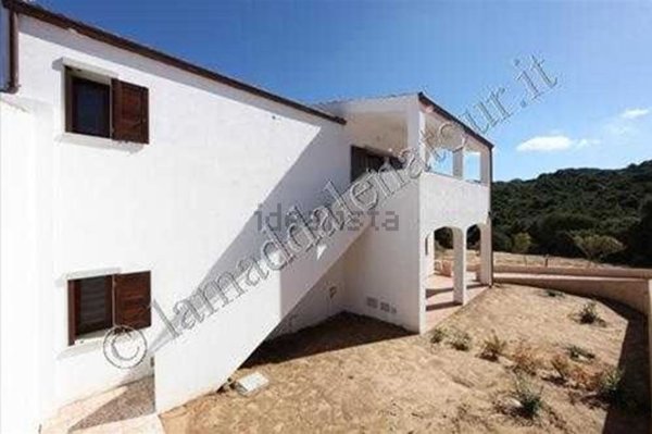 casa indipendente in vendita a Santa Teresa Gallura