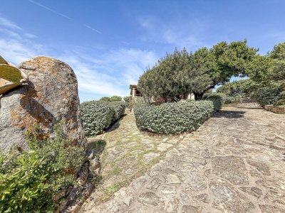 casa indipendente in vendita a Santa Teresa Gallura