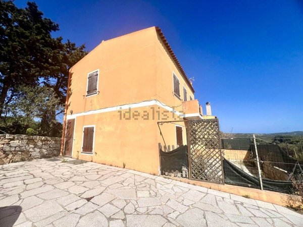 appartamento in vendita a Santa Teresa Gallura