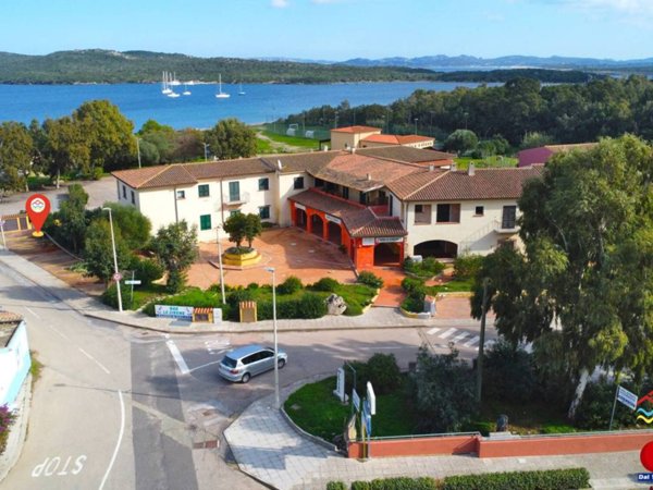 locale di sgombero in vendita a Santa Teresa Gallura