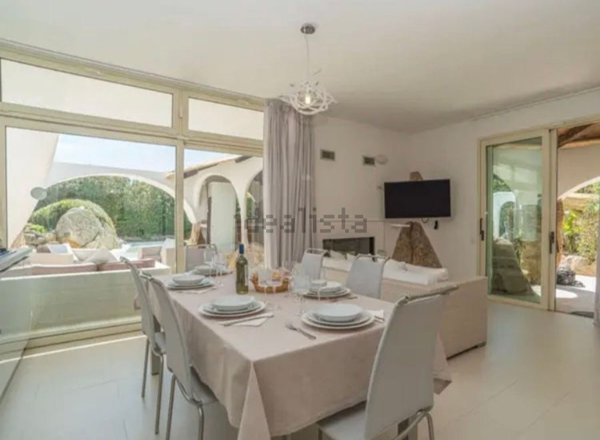 casa indipendente in vendita a Santa Teresa Gallura