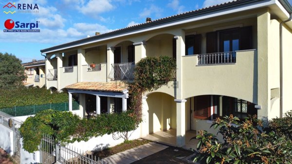 casa indipendente in vendita a Santa Teresa Gallura