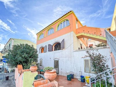 appartamento in vendita a Santa Teresa Gallura