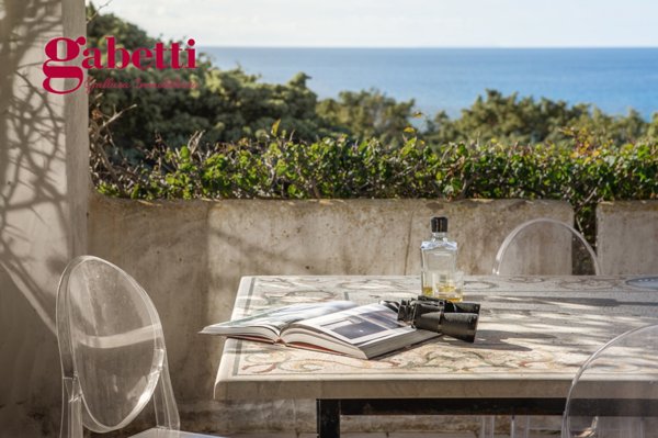 casa indipendente in vendita a Santa Teresa Gallura