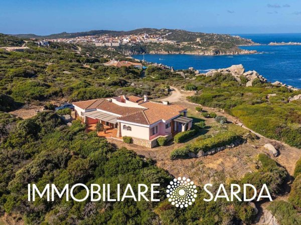casa indipendente in vendita a Santa Teresa Gallura