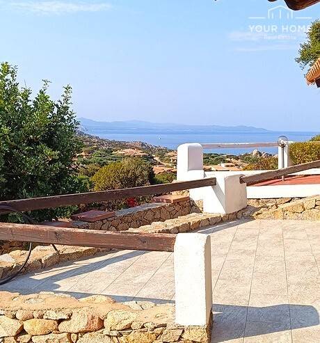 casa indipendente in vendita a Santa Teresa Gallura