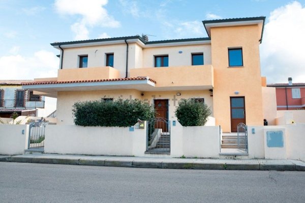 appartamento in vendita a Santa Teresa Gallura