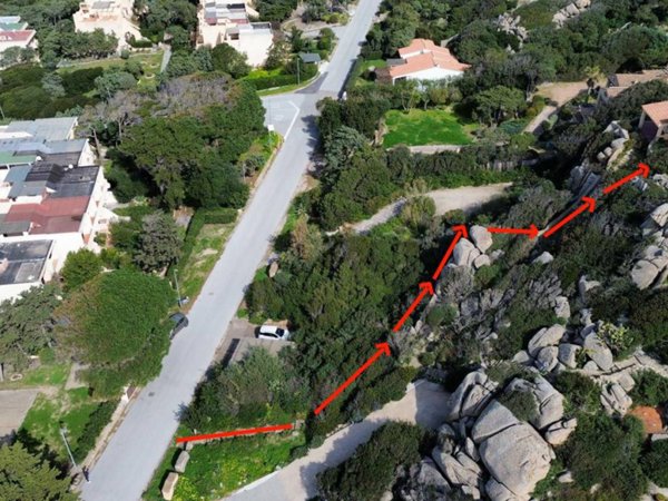 casa indipendente in vendita a Santa Teresa Gallura