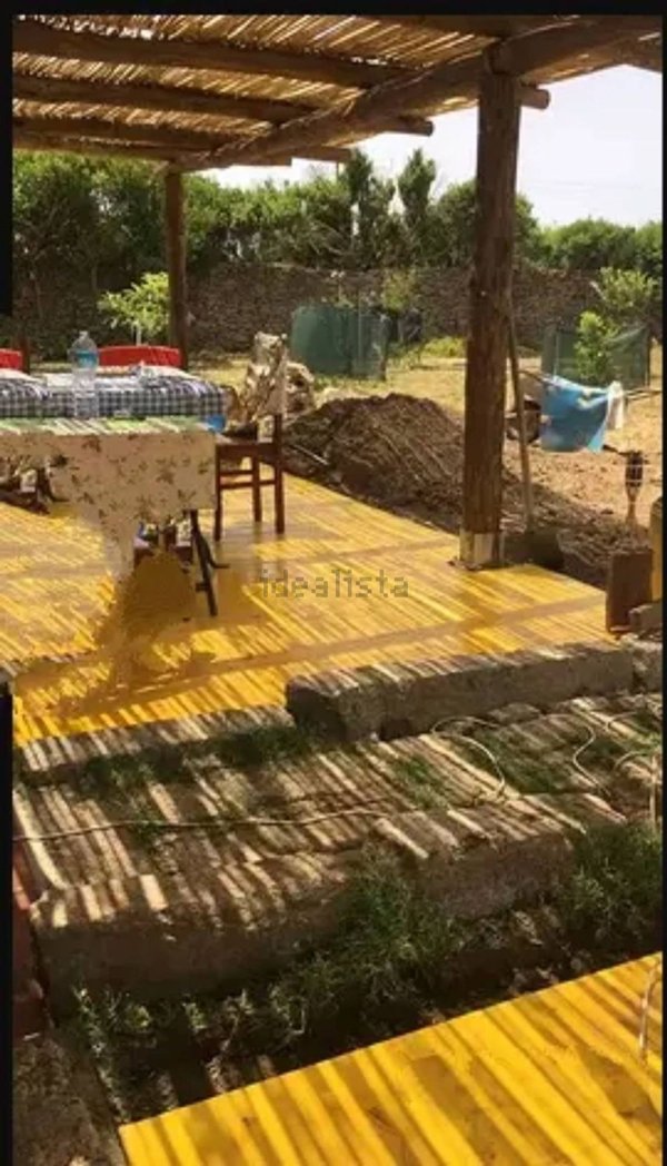 casa indipendente in vendita a Santa Teresa Gallura