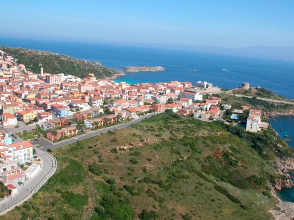terreno agricolo in vendita a Santa Teresa Gallura