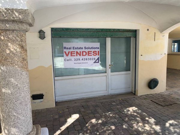 negozio in vendita a Santa Teresa Gallura
