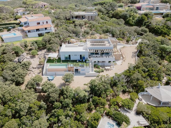 casa indipendente in vendita a Santa Teresa Gallura