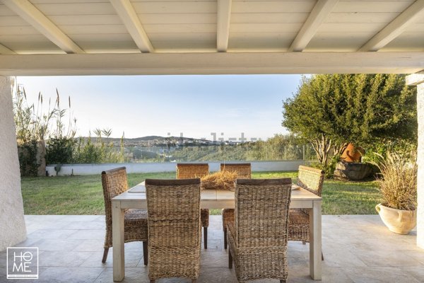casa indipendente in vendita a Santa Teresa Gallura
