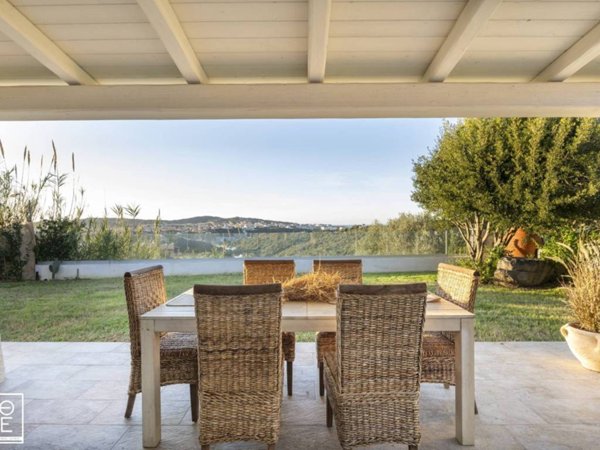 casa indipendente in vendita a Santa Teresa Gallura