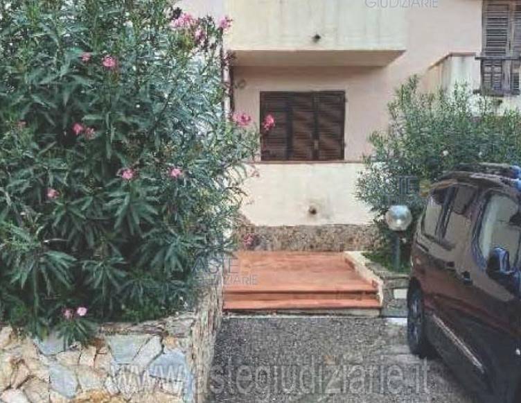appartamento in vendita a Santa Teresa Gallura