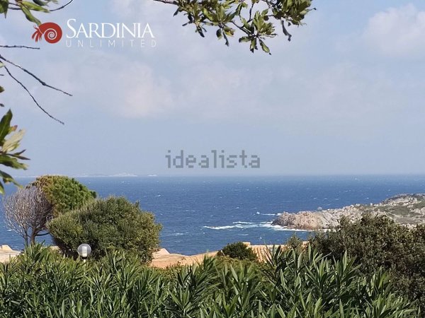 casa indipendente in vendita a Santa Teresa Gallura