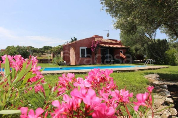 casa indipendente in vendita a Santa Teresa Gallura