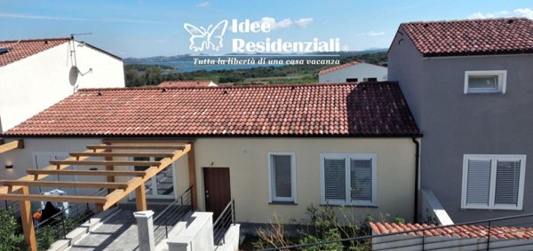 casa indipendente in vendita a Santa Teresa Gallura