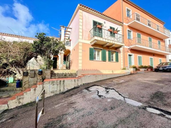 appartamento in vendita a Santa Teresa Gallura