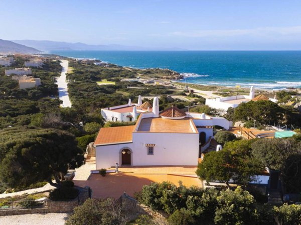 casa indipendente in vendita a Santa Teresa Gallura