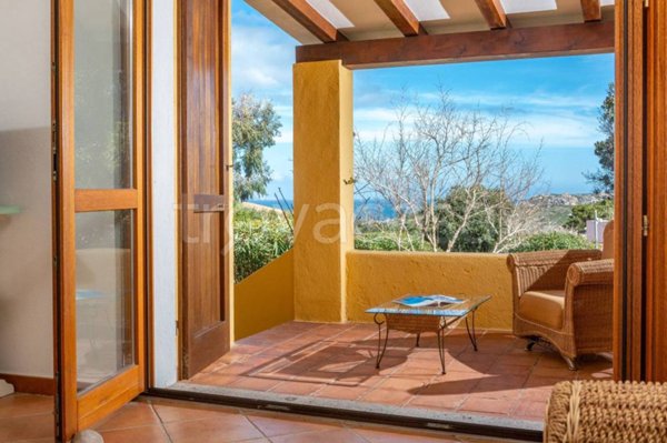 casa indipendente in vendita a Santa Teresa Gallura