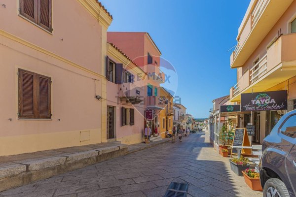 appartamento in vendita a Santa Teresa Gallura
