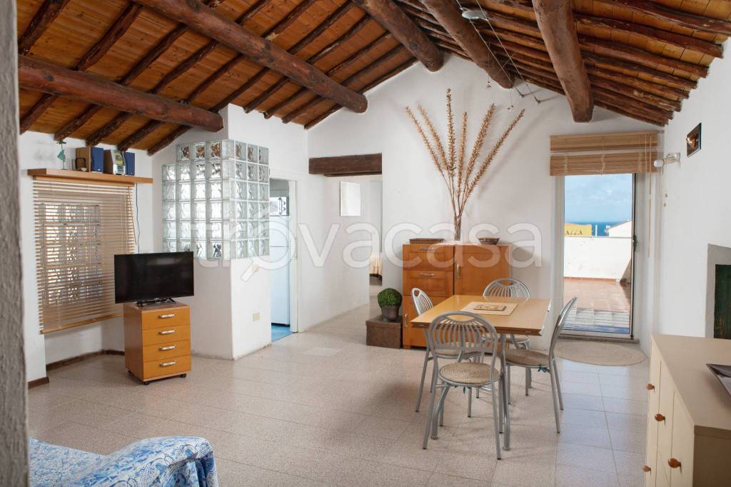 appartamento in vendita a Santa Teresa Gallura